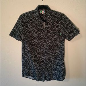UO Men’s Casual Short Sleeve Button Down